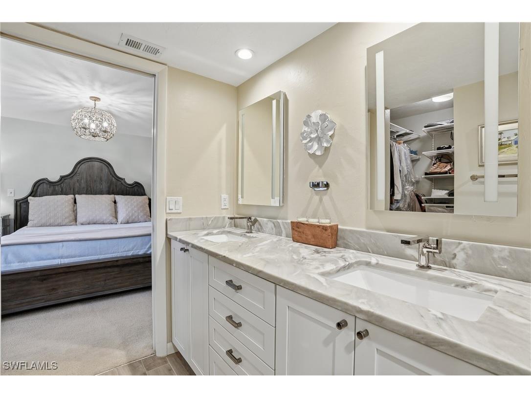 5950 Pelican Bay Boulevard #125 Naples FL 34108 226002534 image19