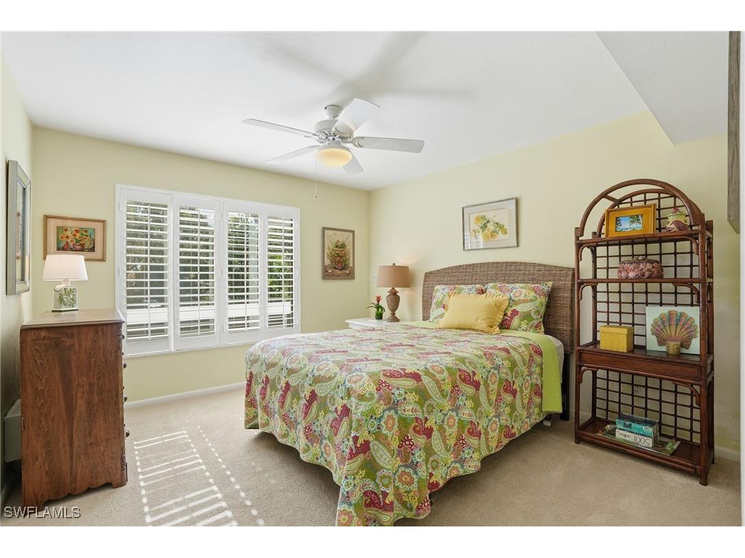 5950 Pelican Bay Boulevard #125 Naples FL 34108 226002534 image20