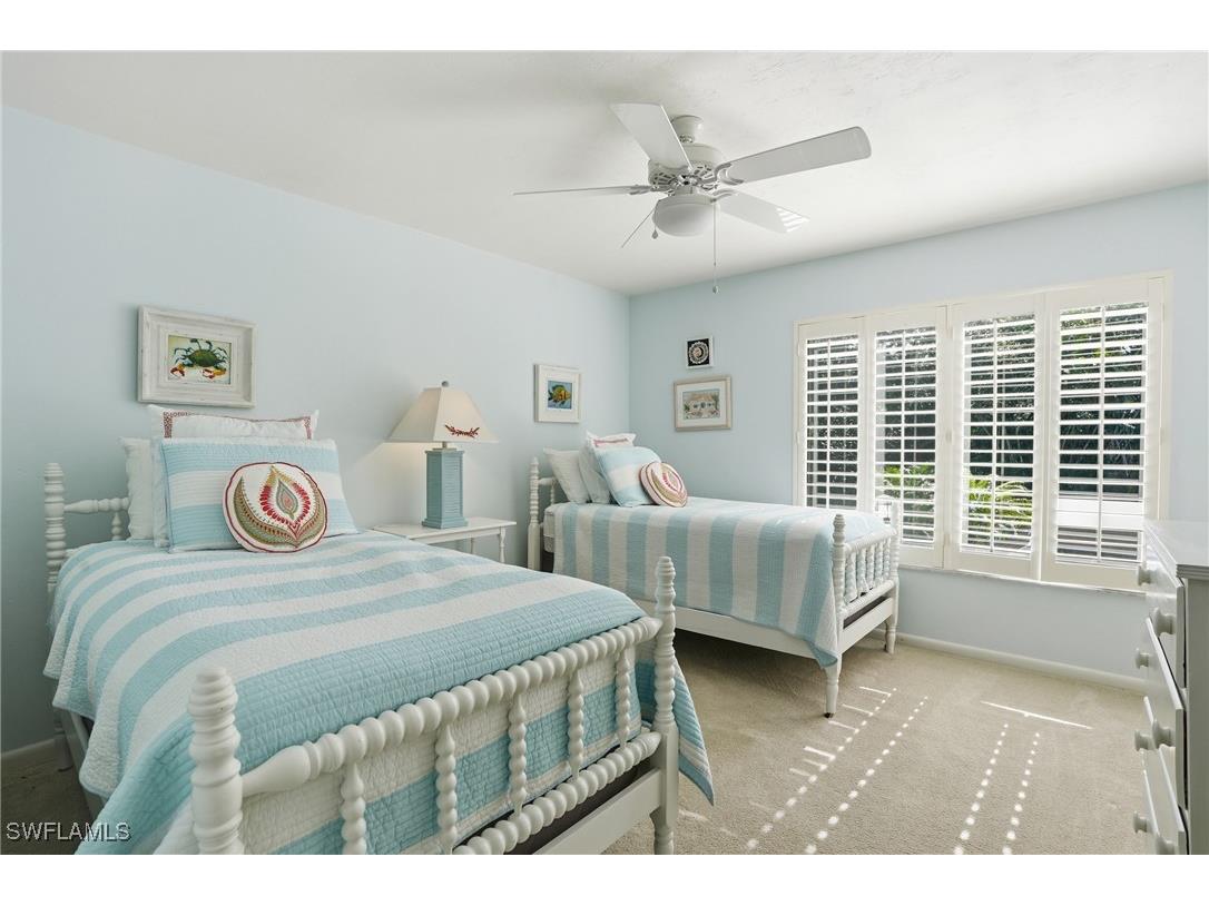 5950 Pelican Bay Boulevard #125 Naples FL 34108 226002534 image22