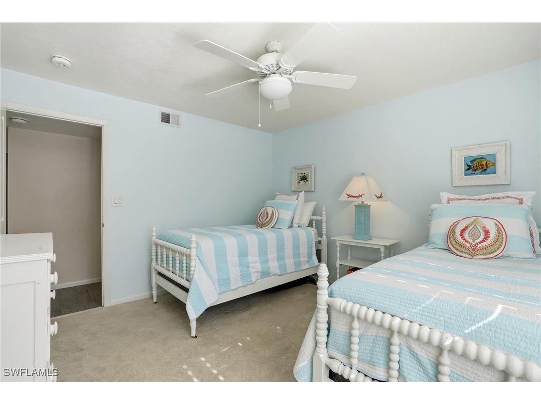 5950 Pelican Bay Boulevard #125 Naples FL 34108 226002534 image23