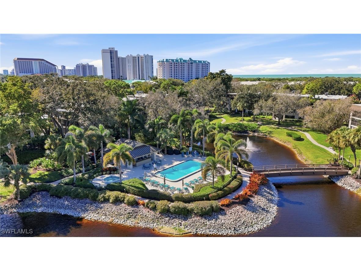 5950 Pelican Bay Boulevard #125 Naples FL 34108 226002534 image3
