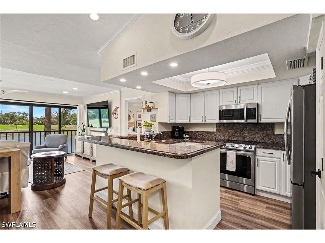 5950 Trailwinds Drive #222 Fort Myers FL 33907 226017663 image2