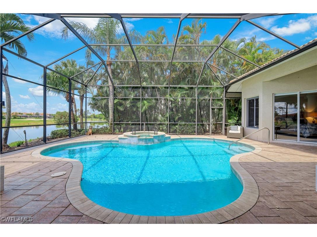 5954 Amberwood Drive Naples FL 34110 223055441 image1