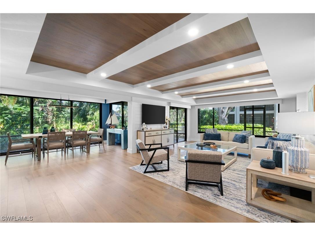 5954 Pelican Bay Boulevard #211 Naples FL 34108 224005409 image1