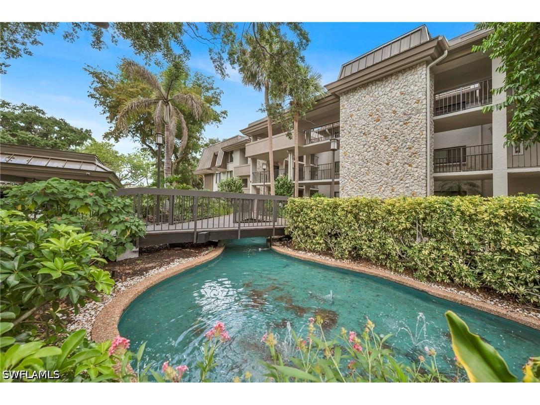 5954 Pelican Bay Boulevard #235 Naples FL 34108 226020225 image1