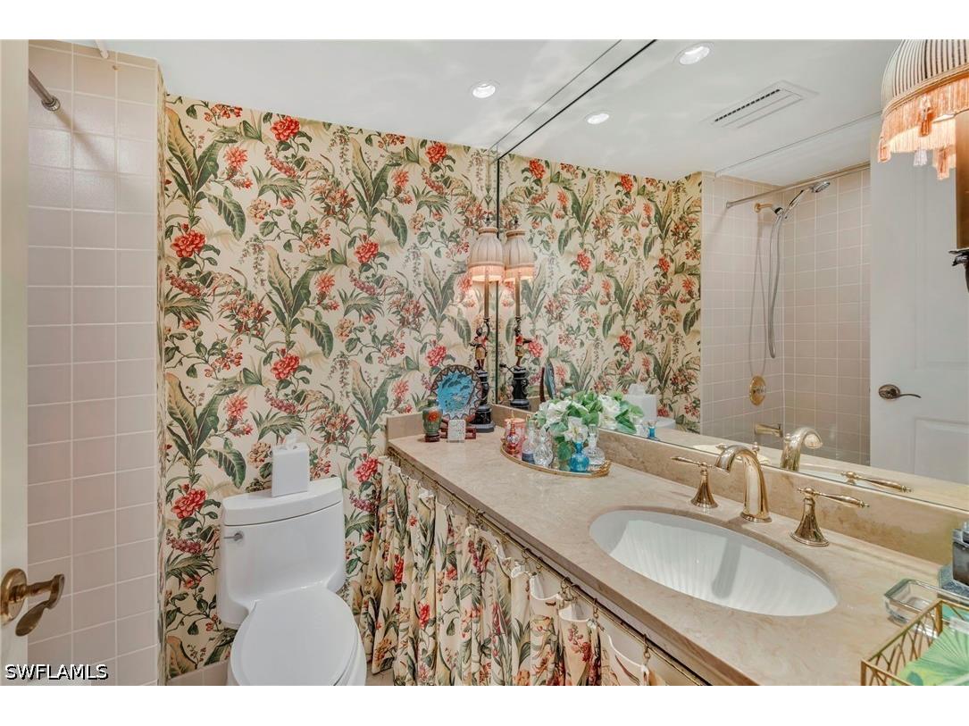 5954 Pelican Bay Boulevard #235 Naples FL 34108 226020225 image16