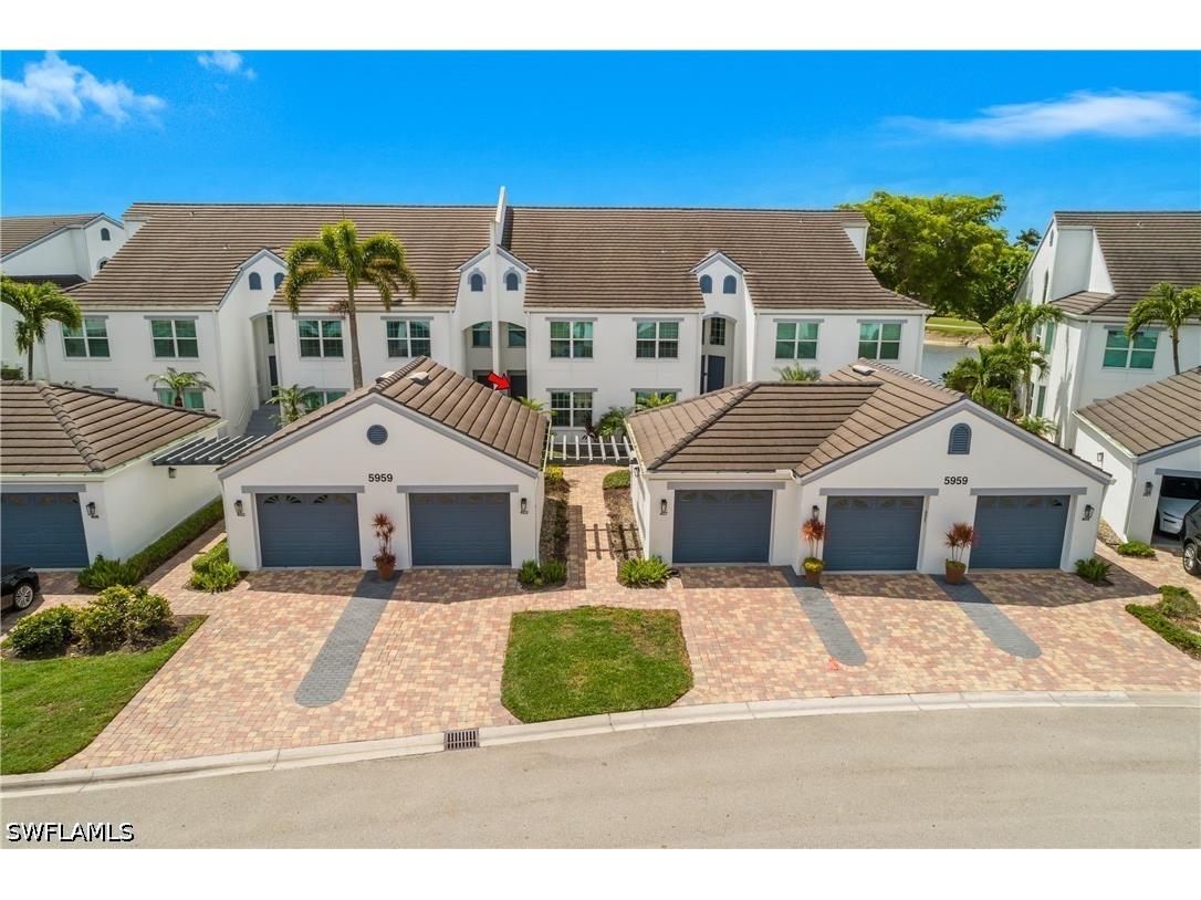 5959 Sand Wedge Lane #403 Naples FL 34110 226013530 image1