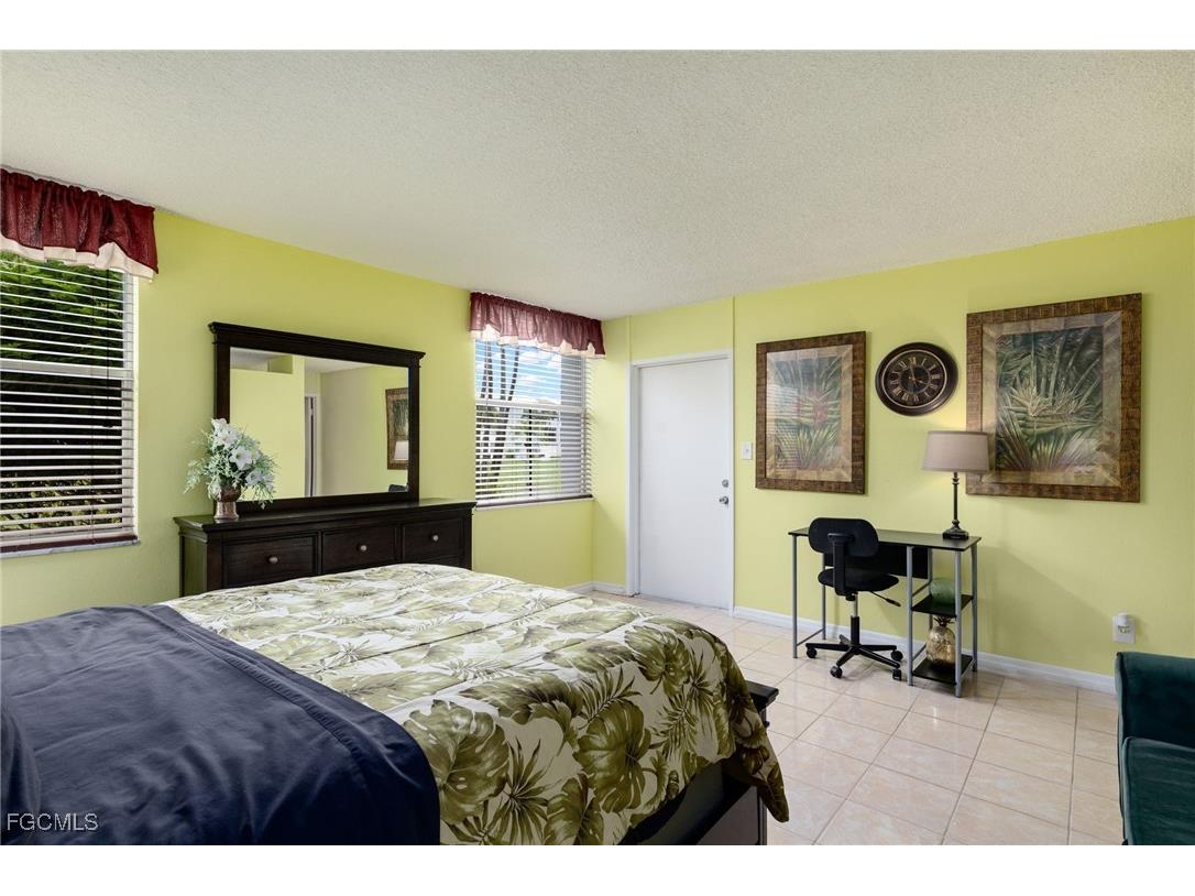 5959 Winkler Road #103 Fort Myers FL 33919 2025015823 image17