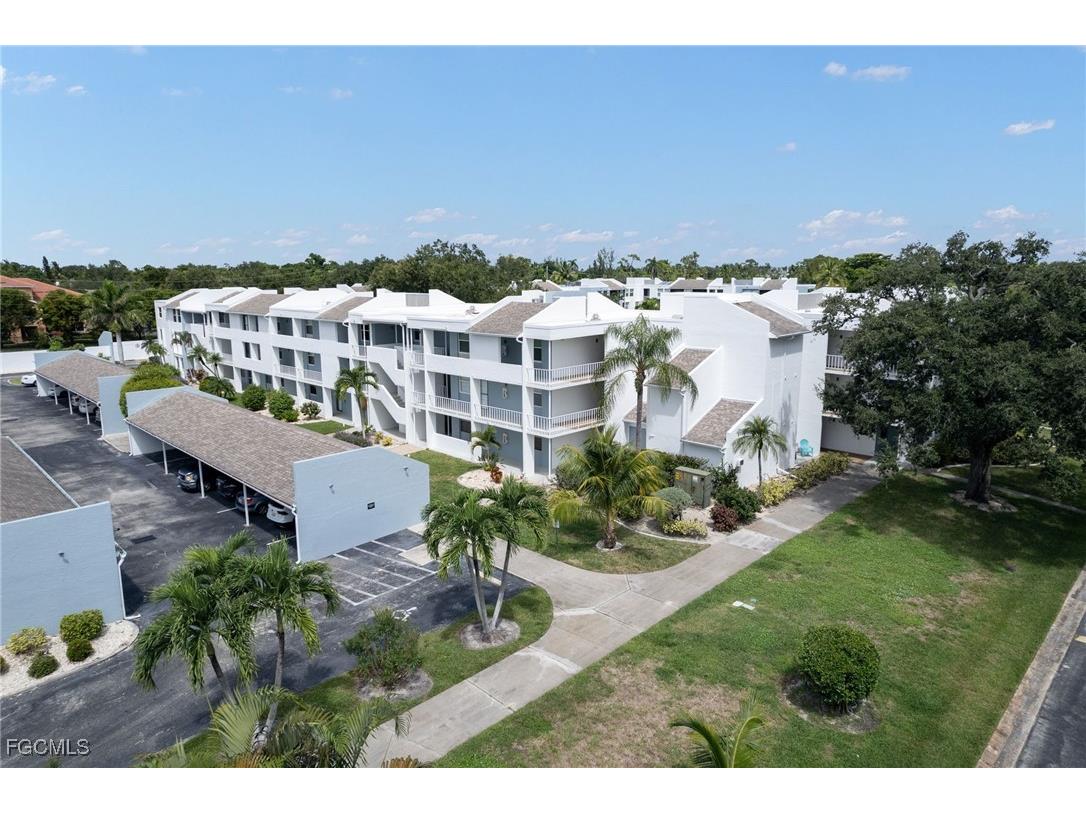 5959 Winkler Road #103 Fort Myers FL 33919 2025015823 image23