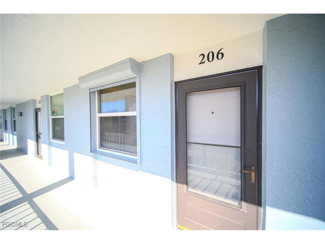 5959 Winkler Road #206 Fort Myers FL 33919 2025024486 image21