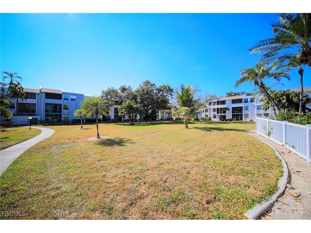 5959 Winkler Road #206 Fort Myers FL 33919 2025024486 image34
