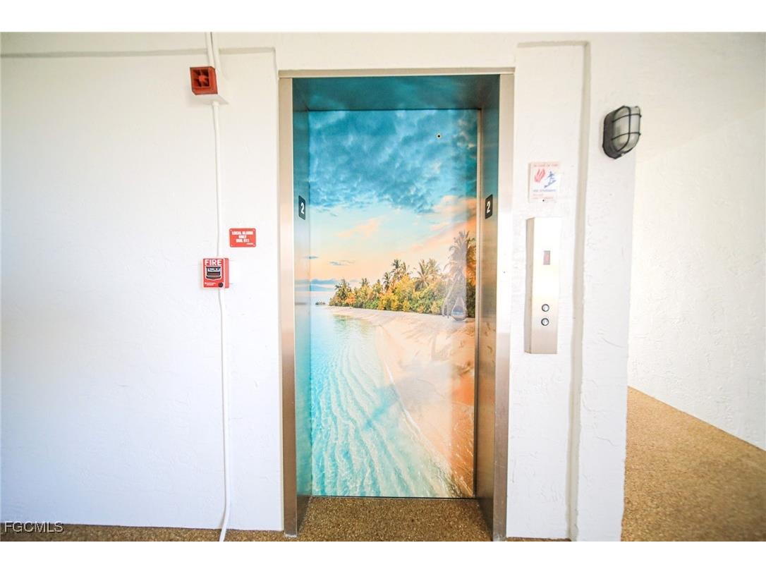 5959 Winkler Road #206 Fort Myers FL 33919 2025024486 image40