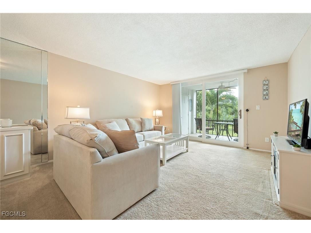 5959 Winkler Road #218 Fort Myers FL 33919 2025014634 image16