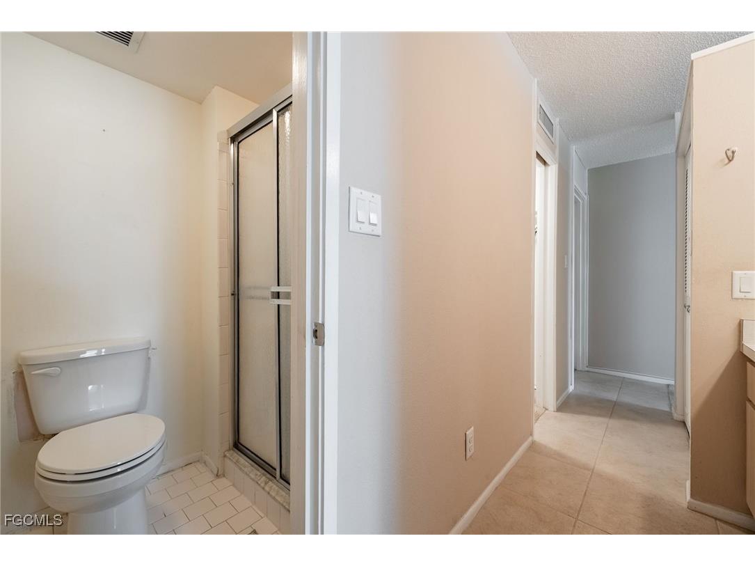 5959 Winkler Road #218 Fort Myers FL 33919 2025014634 image24