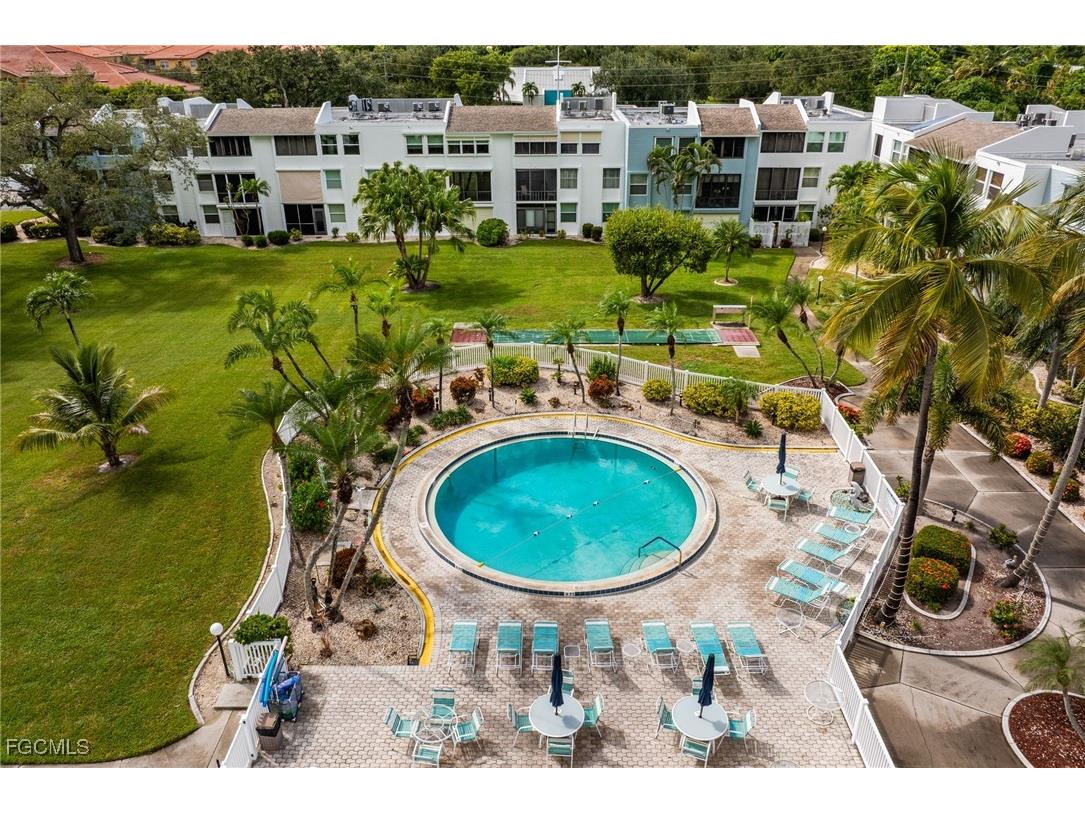 5959 Winkler Road #218 Fort Myers FL 33919 2025014634 image38