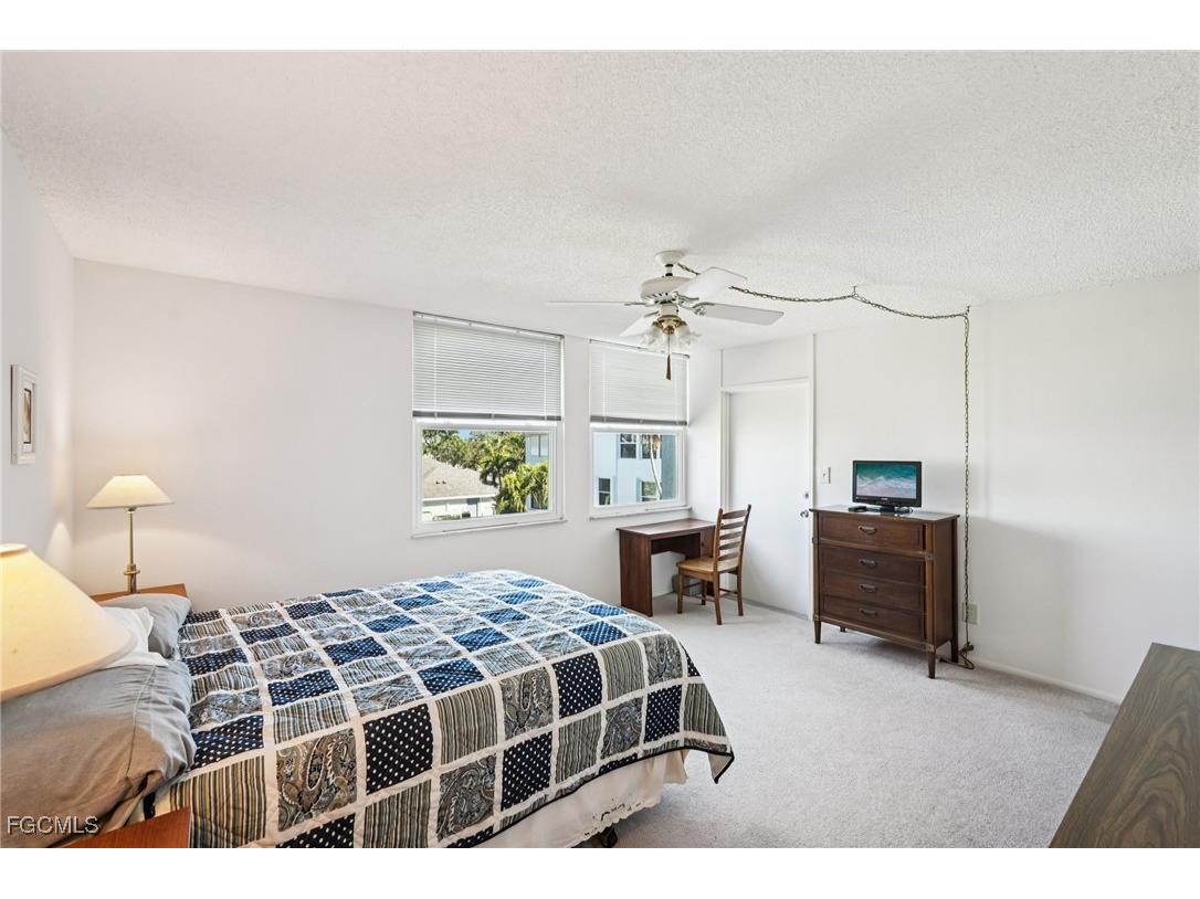 5959 Winkler Road #305 Fort Myers FL 33919 2026006207 image21