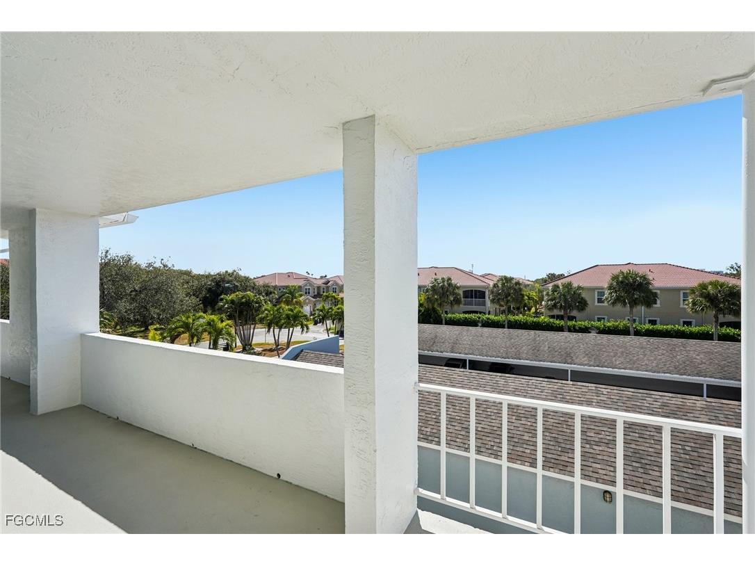 5959 Winkler Road #305 Fort Myers FL 33919 2026006207 image5