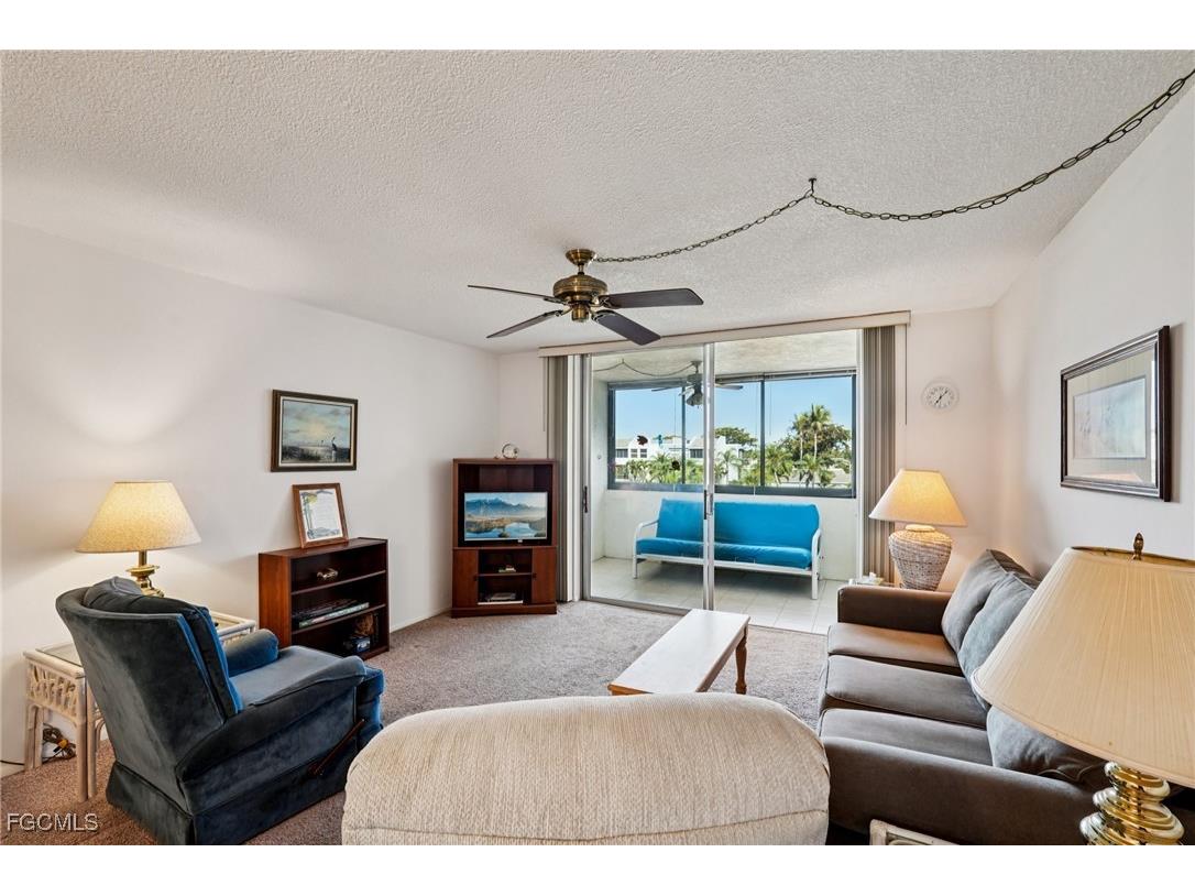 5959 Winkler Road #305 Fort Myers FL 33919 2026006207 image7
