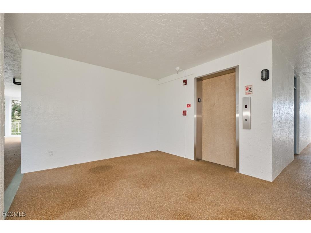 5959 Winkler Road #307 Fort Myers FL 33919 2026002729 image25