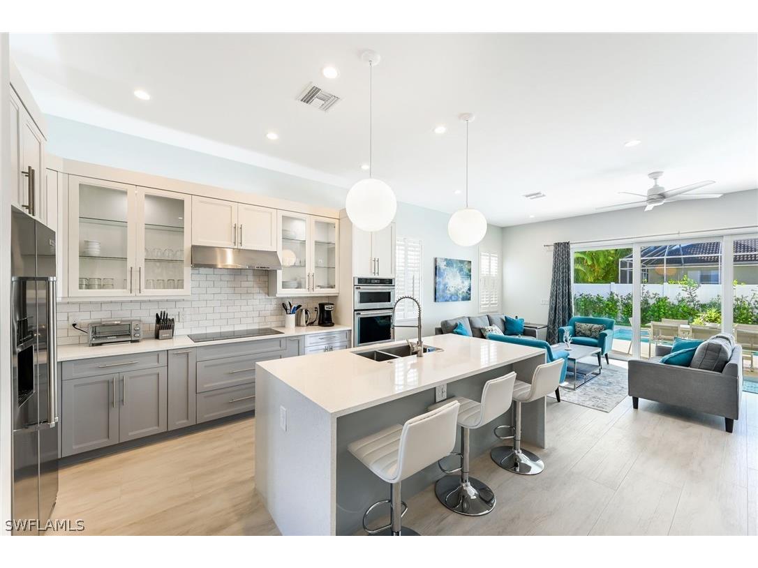 596 111th Avenue N Naples FL 34108 226009652 image1