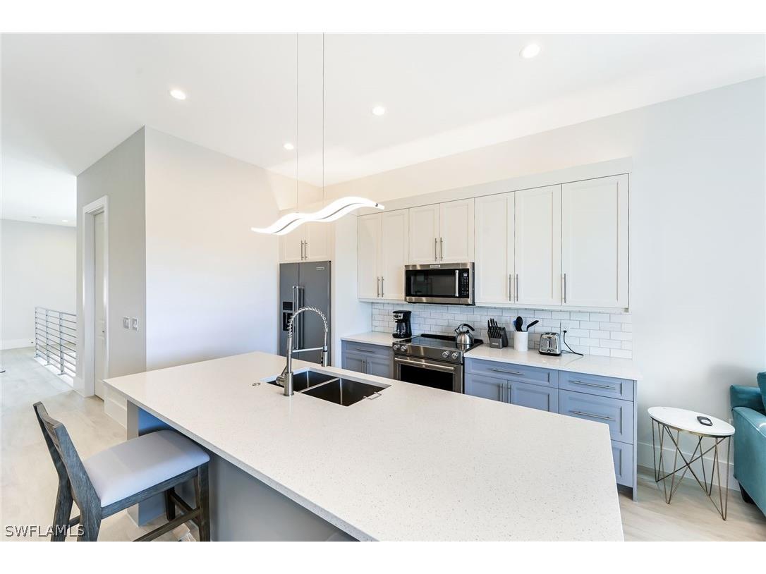 596 111th Avenue N Naples FL 34108 226009652 image21