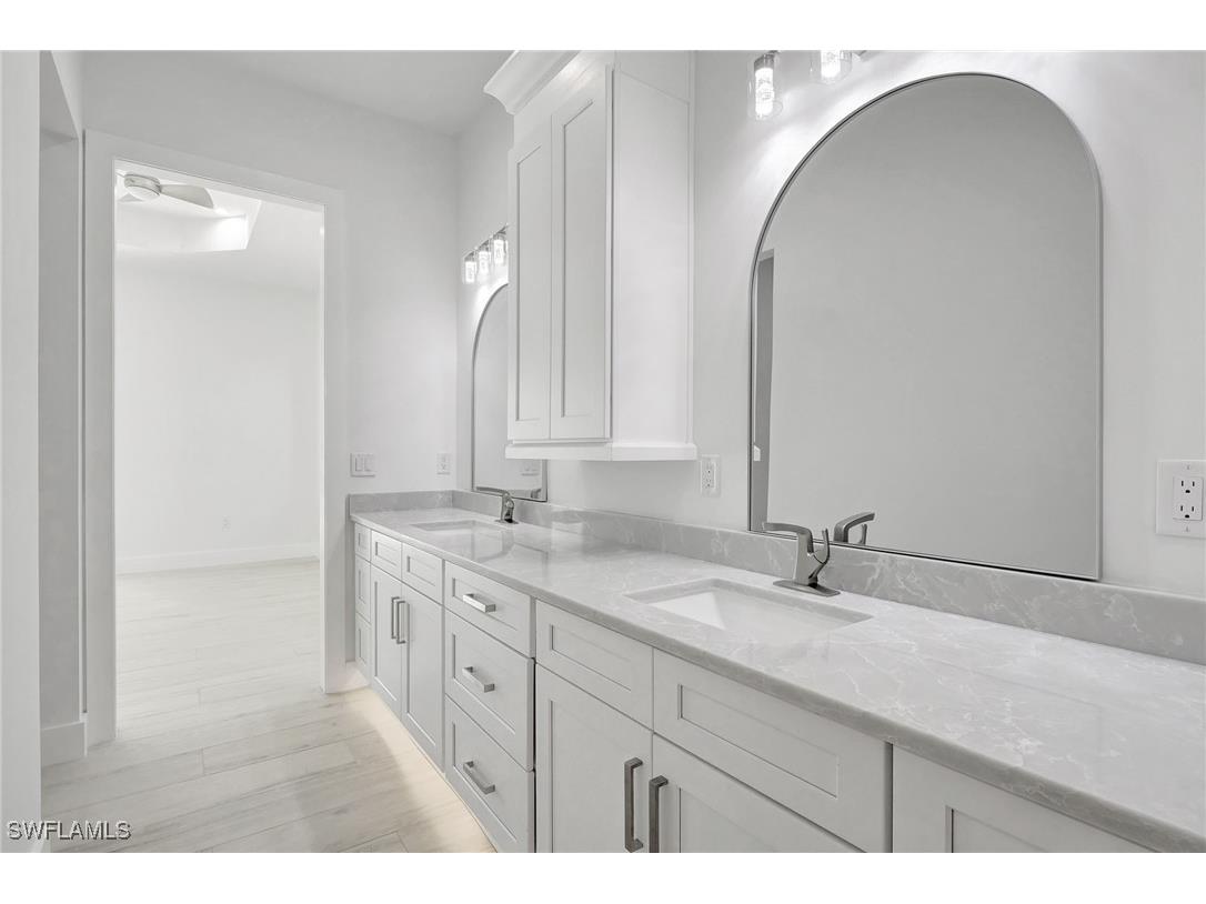 596 97th Avenue N Naples FL 34108 225063981 image10