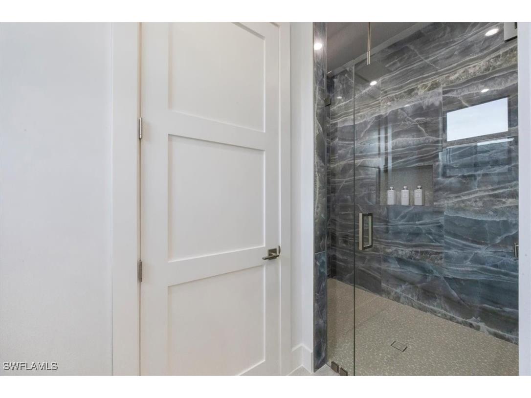 596 97th Avenue N Naples FL 34108 225063981 image28