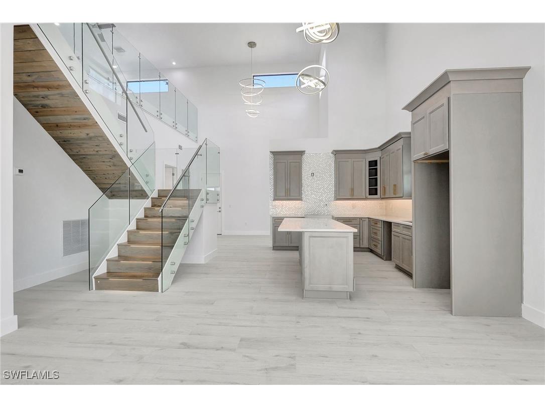 596 97th Avenue N Naples FL 34108 225063981 image7