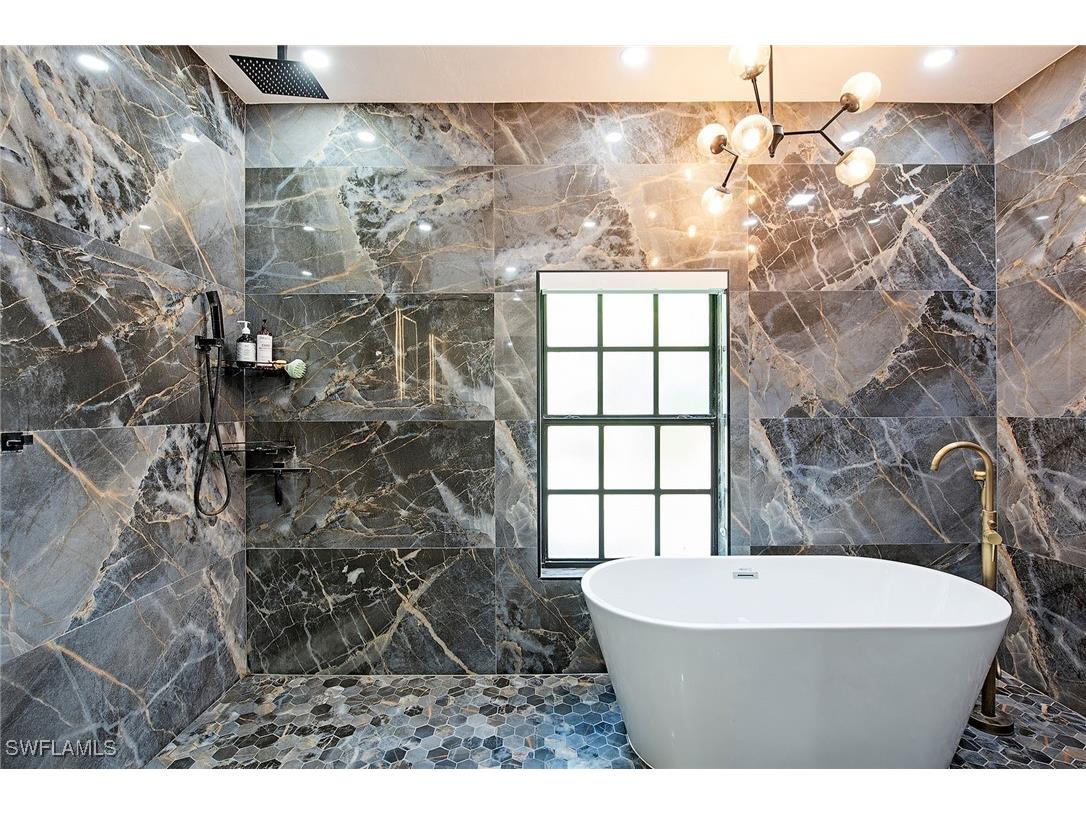 5960 Bur Oaks Lane Naples FL 34119 225067530 image13