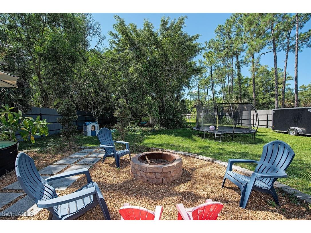 5960 Bur Oaks Lane Naples FL 34119 225067530 image2