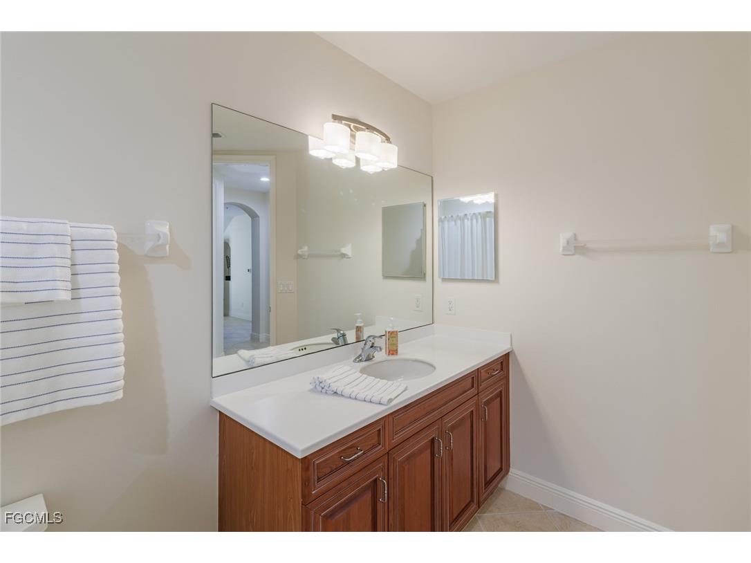 5960 Tarpon Gardens Circle #102 Cape Coral FL 33914 2026001036 image27
