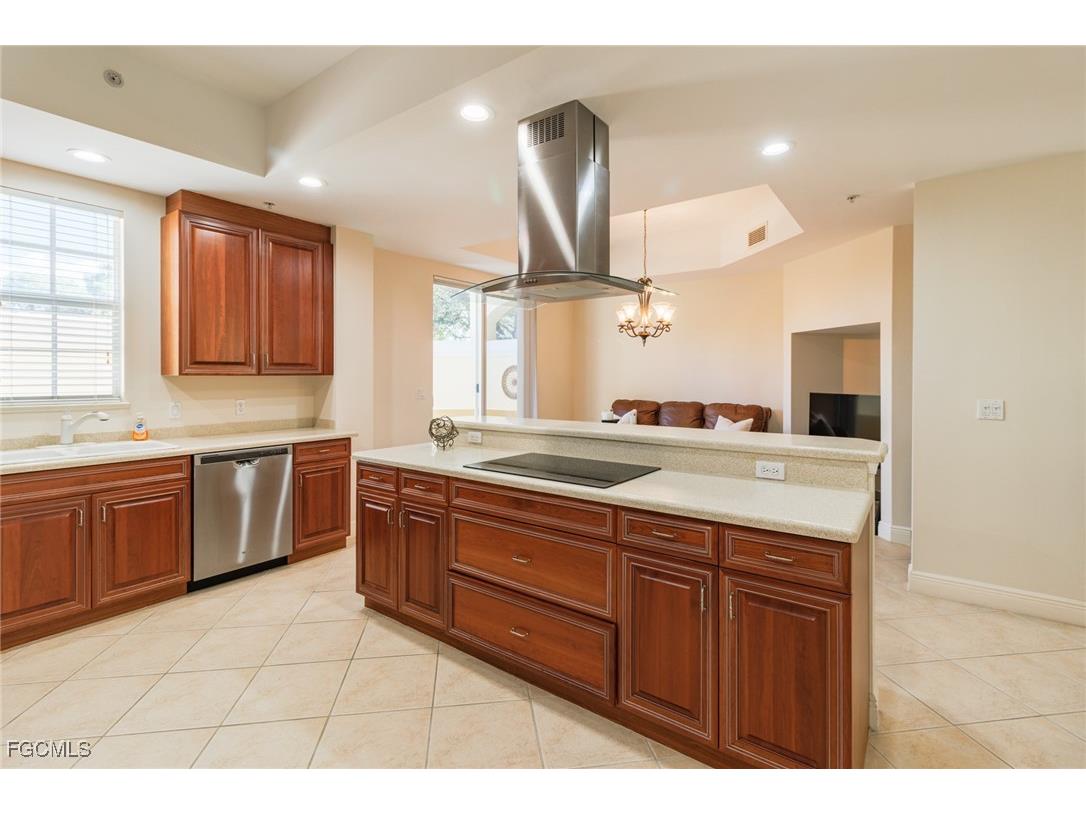 5960 Tarpon Gardens Circle #102 Cape Coral FL 33914 2026001036 image8