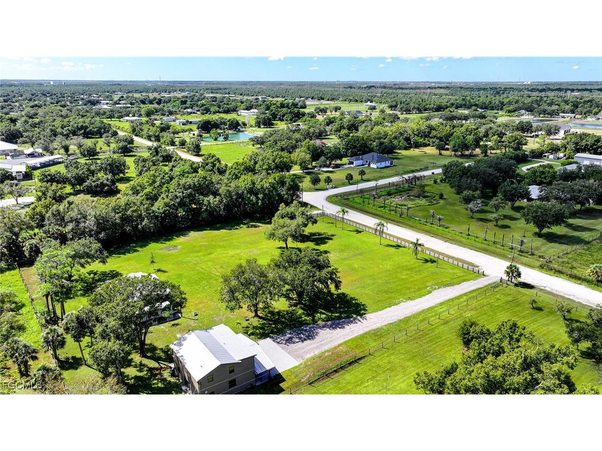 5961 Pangola Road Fort Myers FL 33905 2025009857 image36
