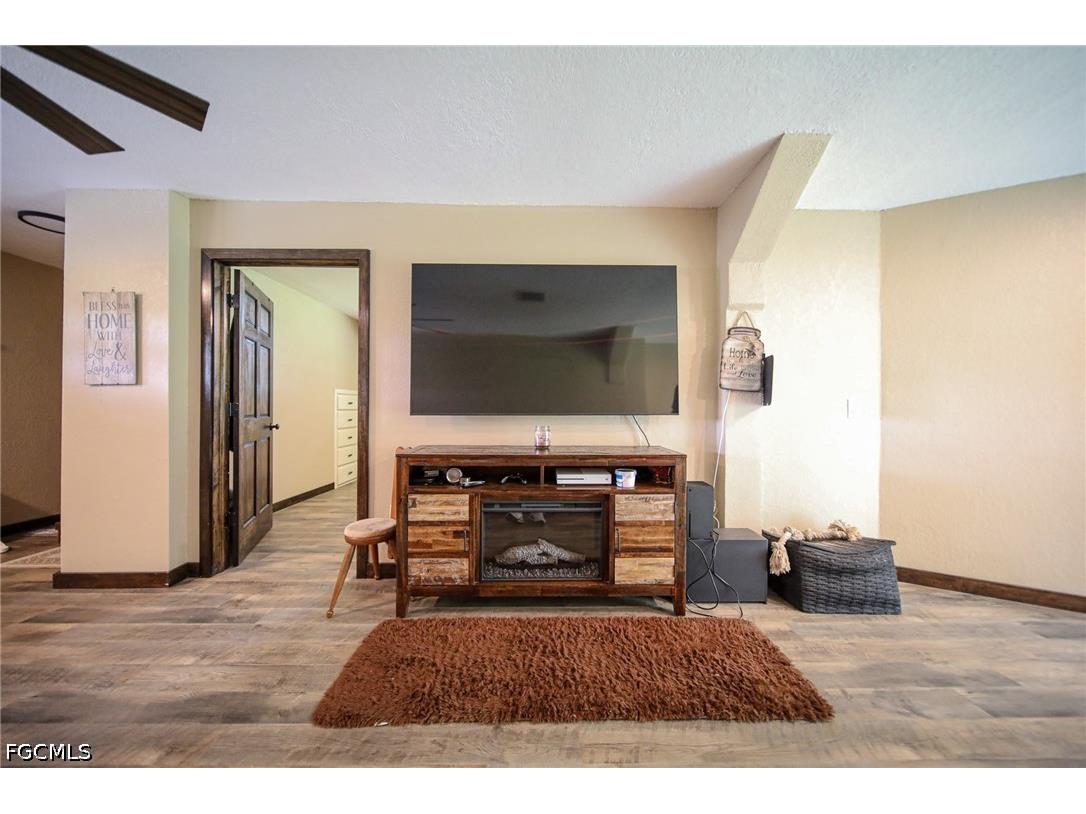 5961 Pangola Road Fort Myers FL 33905 2026026103 image38