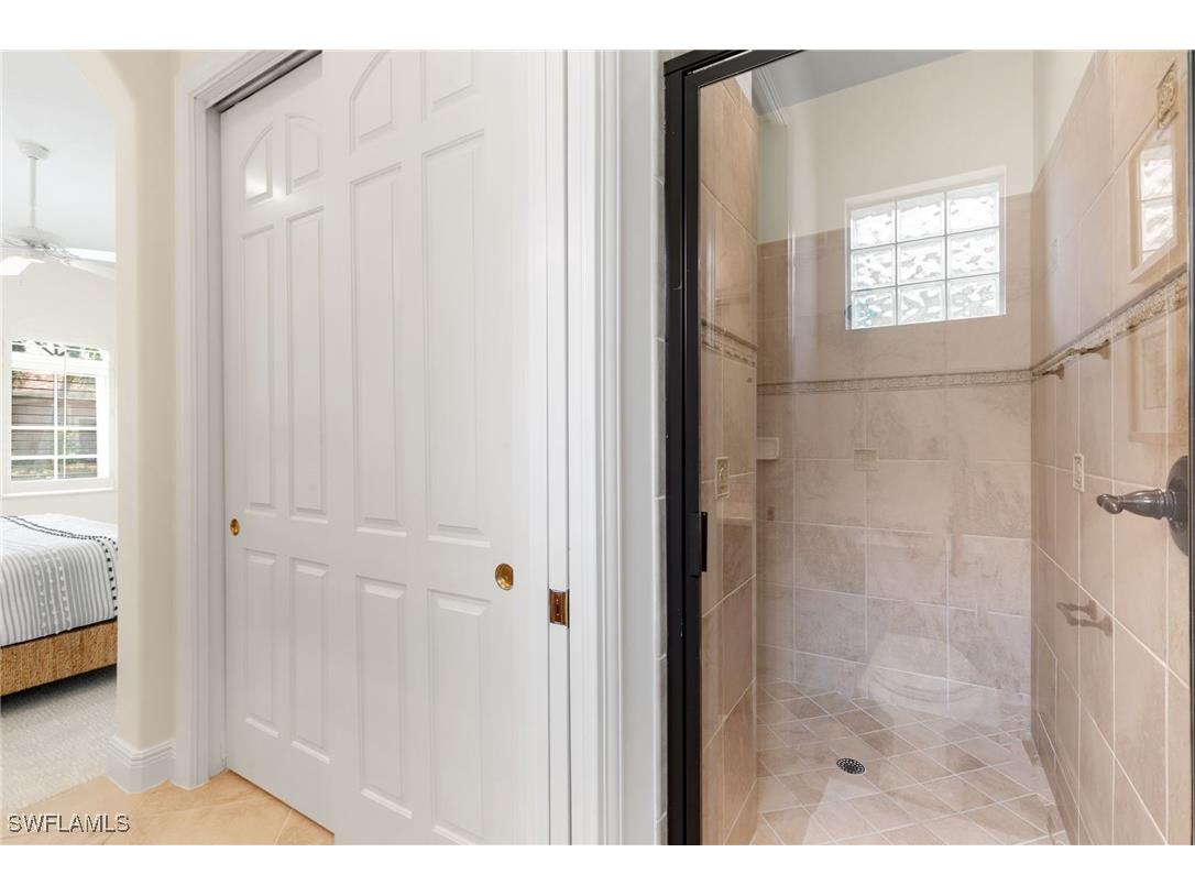 5962 Hammock Isles Circle Naples FL 34119 225068634 image22