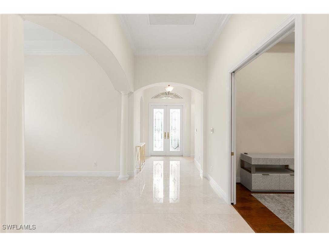 5962 Hammock Isles Circle Naples FL 34119 225068634 image4