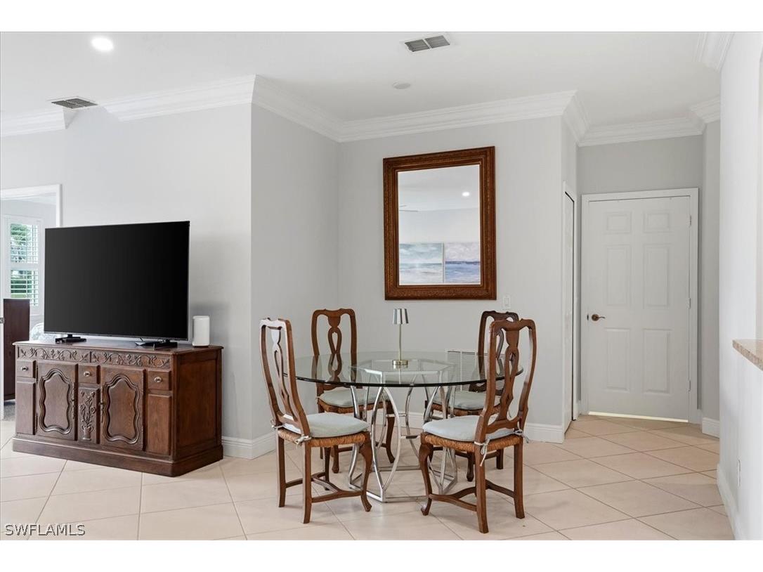 5963 Sand Wedge Lane #203 Naples FL 34110 226010298 image7