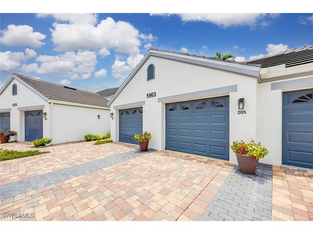 5963 Sand Wedge Lane #205 Naples FL 34110 225057339 image4