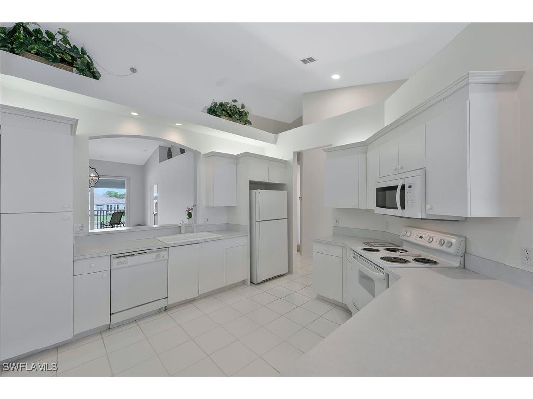 5963 Sand Wedge Lane #207 Naples FL 34110 225078299 image7