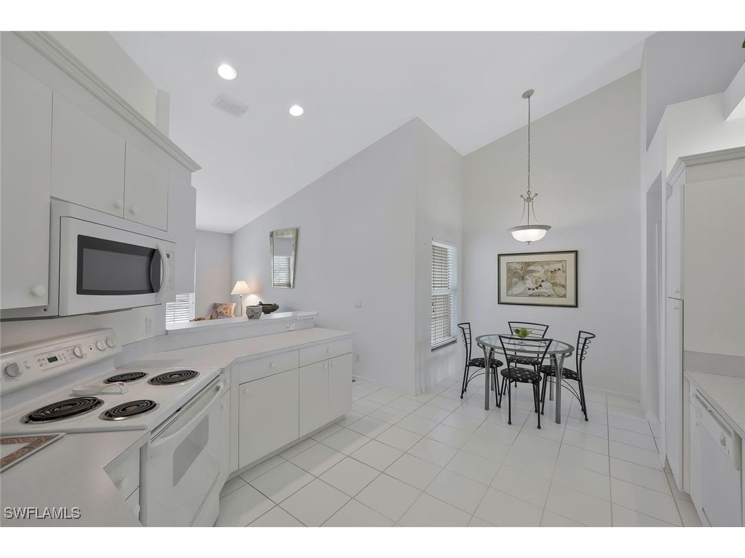 5963 Sand Wedge Lane #207 Naples FL 34110 225078299 image8