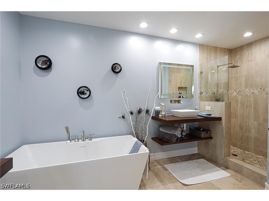 5963 Trophy Drive #2002 Naples FL 34110 226019416 image16
