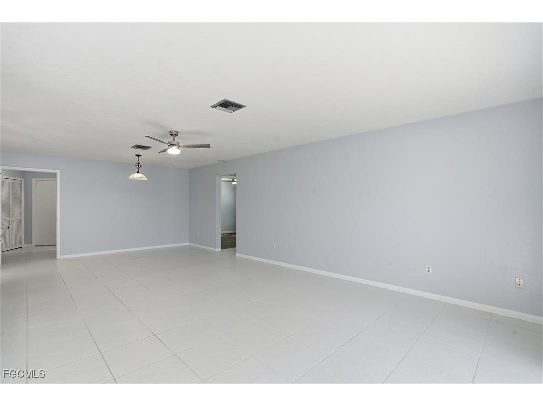 5964 Baker Court Fort Myers FL 33919 2026004402 image11