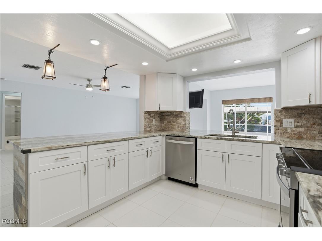 5964 Baker Court Fort Myers FL 33919 2026004402 image15