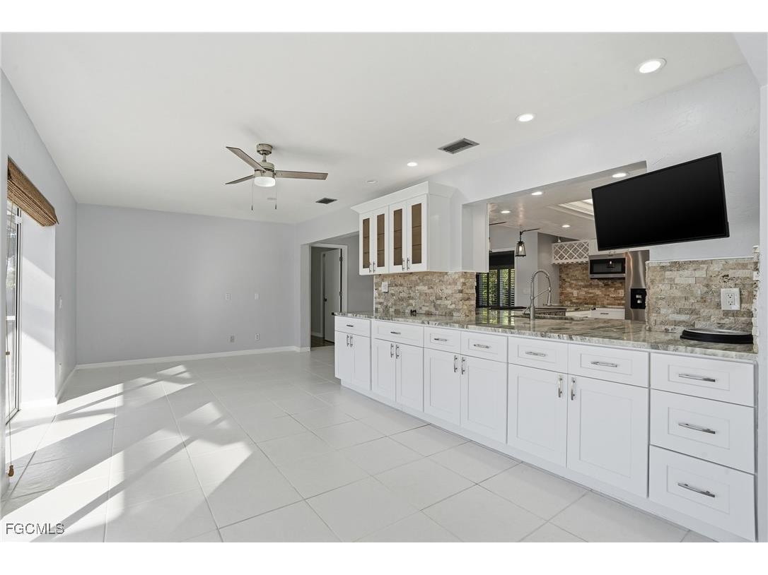 5964 Baker Court Fort Myers FL 33919 2026004402 image21