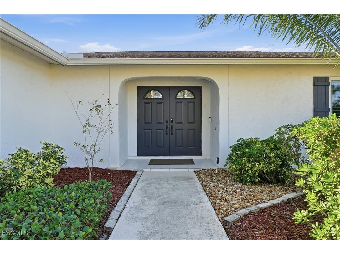 5964 Baker Court Fort Myers FL 33919 2026004402 image4