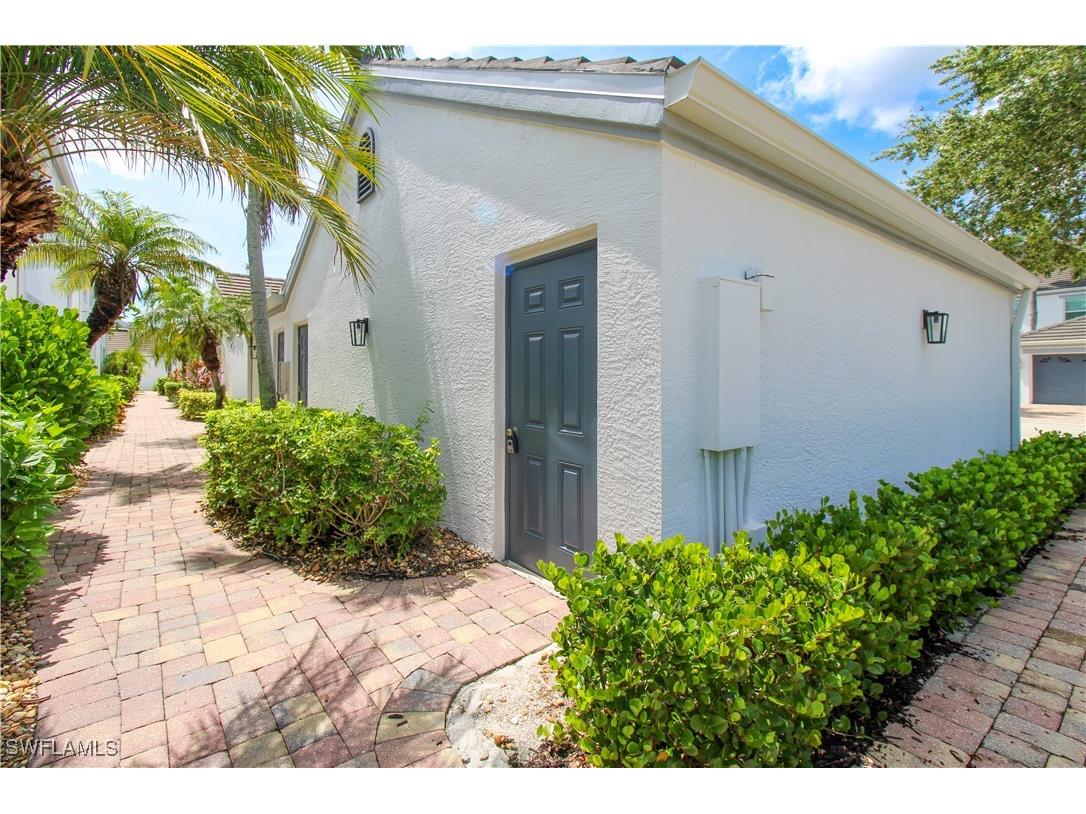 5964 Sand Wedge Lane #301 Naples FL 34110 225062788 image7