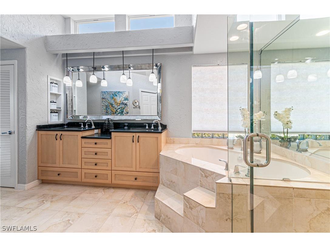 5965 Ashford Lane Naples FL 34110 226009803 image17