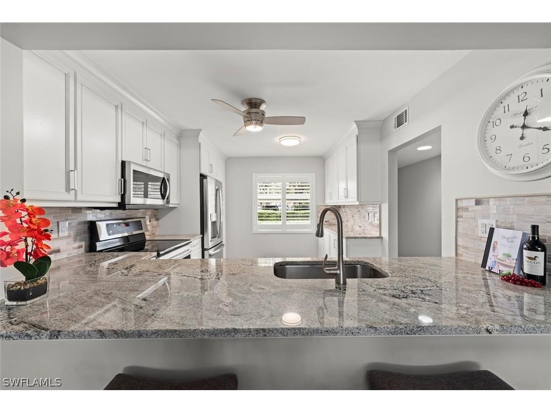 5965 Bloomfield Circle #B104 Naples FL 34112 226011420 image1