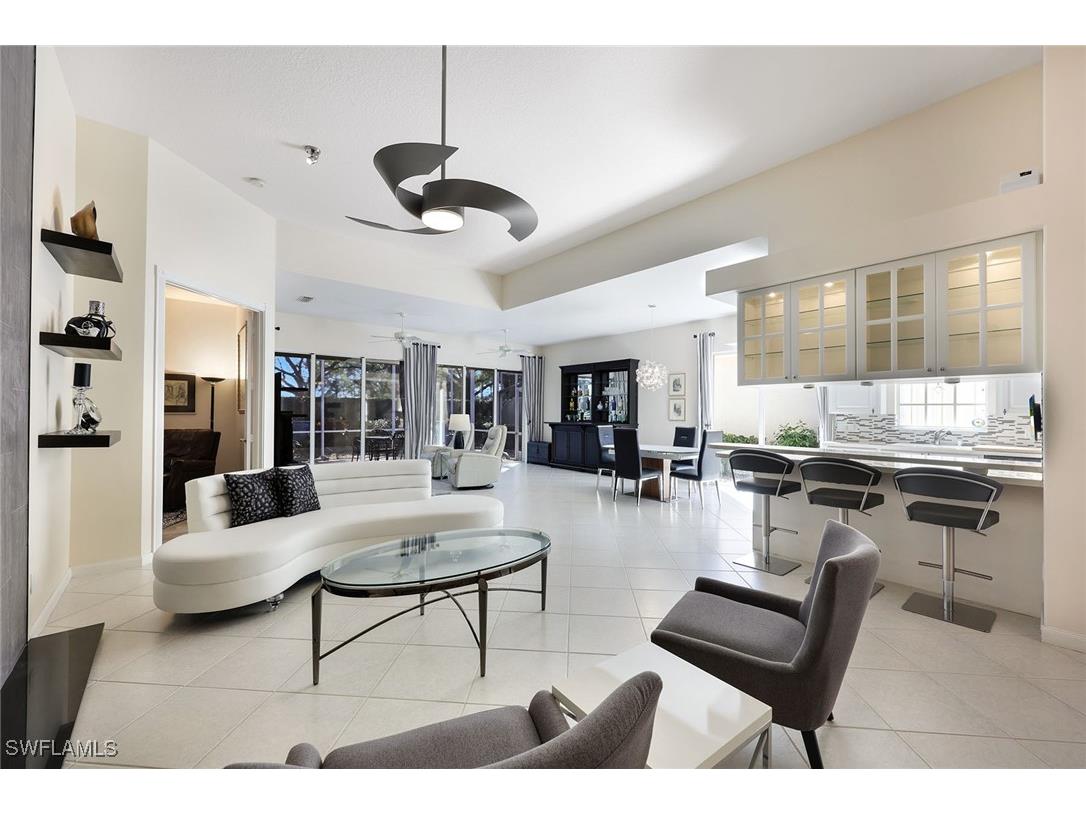 5972 Via Bella Court Naples FL 34109 225067622 image1