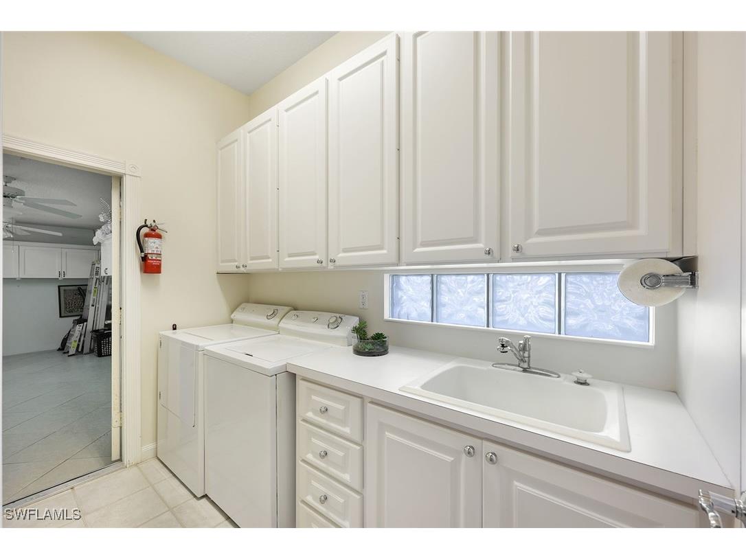 5972 Via Bella Court Naples FL 34109 225067622 image28